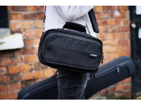 <b>BOSS CB-BM-S Saco Almofadado Universal para Pedaleiras Multi-Efeitos de guitarra elétrica e baixo</b> <b>BOSS CB-BM-S Saco Almofadado Universal para Pedaleiras Multi-Efeitos de guitarra elétrica e baixo</b>